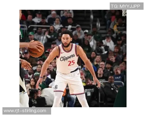 快船主力受伤将缺阵两周,球队备战计划受影响 快船主力受伤将缺阵两周,球队备战计划受影响